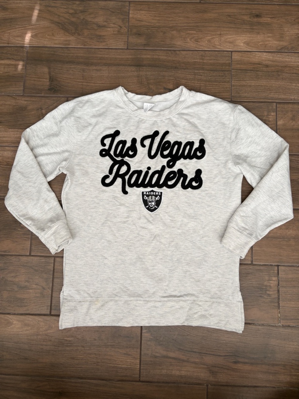 Las Vegas Raiders Crewneck Sweatshirt - White with Black Logo